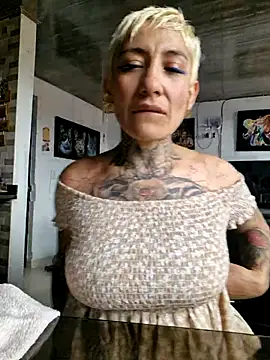 Everlyn sexx online show from 07/14/26, 08:58