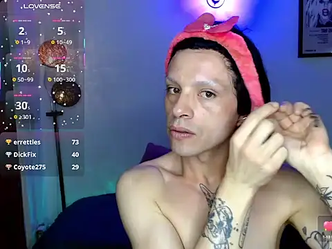 Snapshot of DanniHotBoy02 chatting on 04/01/26, 01:06 DanniHotBoy02 online show from 04/01/26, 01:06
