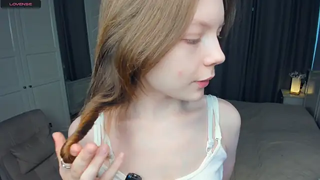 LavenderMitten online show from 07/04/26, 05:35
