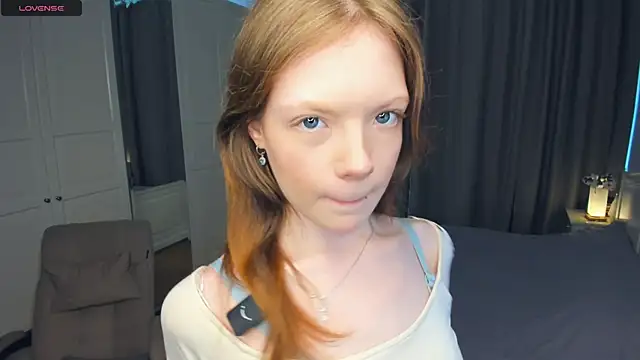 LavenderMitten online show from 07/30/26, 05:39