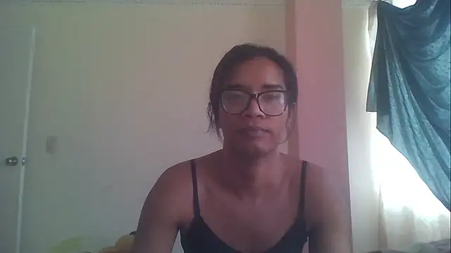 horny brii online show from 06/12/26, 05:45