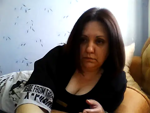 Snapshot of LockyCharm111 chatting on 04/25/26, 08:17 LockyCharm111 online show from 04/25/26, 08:17