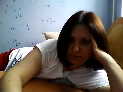Snapshot of LockyCharm111 chatting on 05/17/26, 09:38 LockyCharm111 online show from 05/17/26, 09:38