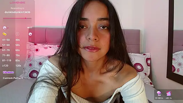 Snapshot of Evangeline_wish chatting on 04/24/26, 01:13 Evangeline wish online show from 04/24/26, 01:13