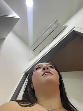 Hannah-Prada online show from 07/24/26, 11:30