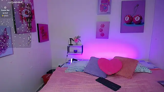 AnnyCotton online show from 05/08/26, 07:41