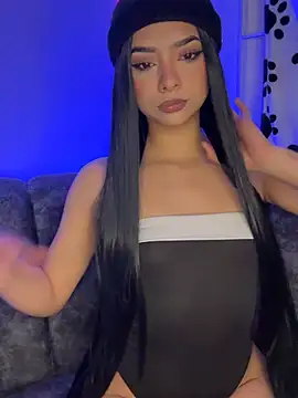LARIISSAEVANS online show from 07/08/26, 03:55