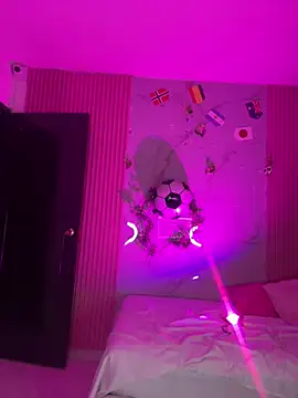 Sophie19   online show from 07/22/26, 11:13