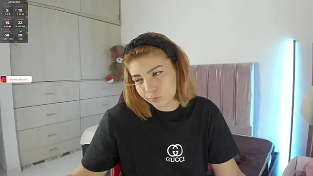 Snapshot of alessia_dolce chatting on 06/06/26, 02:38 alessia dolce online show from 06/06/26, 02:38