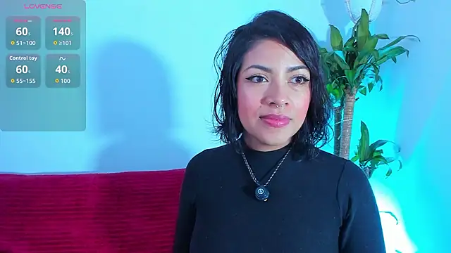 Snapshot of sara-jules chatting on 03/04/26, 11:38 sara-jules online show from 03/04/26, 11:38