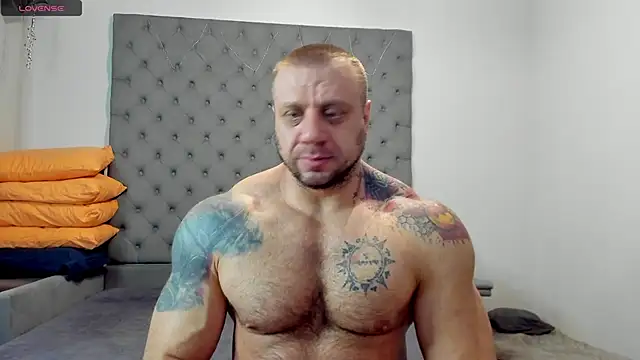 Snapshot of Samson_Legend chatting on 02/15/26, 08:13 Samson Legend online show from 02/15/26, 08:13