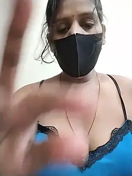 ankita077 online show from 06/18/26, 11:03