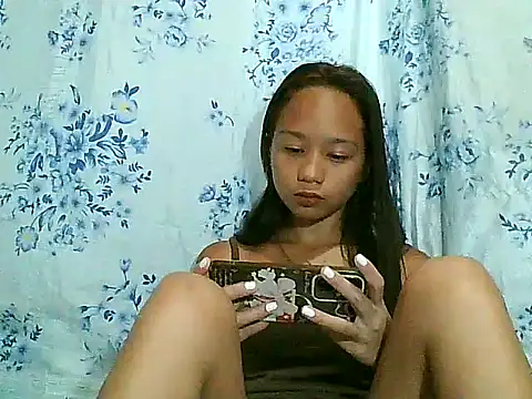 Asianpinay Skinny1818 online show from 04/08/26, 11:54