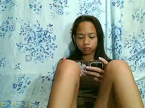 Asianpinay Skinny1818 online show from 04/12/26, 10:37