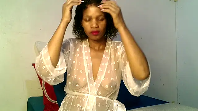 Snapshot of Mabelle_Eveline chatting on 04/04/26, 08:12 Mabelle Eveline online show from 04/04/26, 08:12