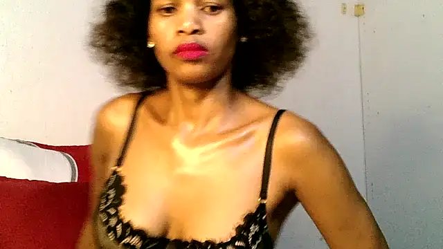 Snapshot of Mabelle_Eveline chatting on 04/25/26, 03:53 Mabelle Eveline online show from 04/25/26, 03:53