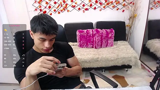 Snapshot of IanWest_ chatting on 03/19/26, 11:58 IanWest online show from 03/19/26, 11:58