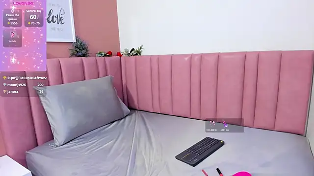 iris cuteface online show from 07/10/26, 06:54