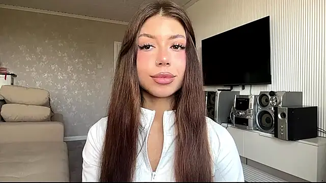 You Club Winx online show from 05/23/26, 07:13