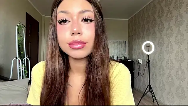 You Club Winx online show from 06/05/26, 08:09