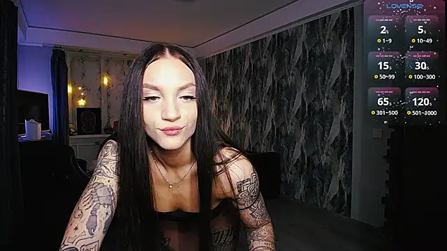 Snapshot of comeherehoney chatting on 04/02/26, 04:59 comeherehoney online show from 04/02/26, 04:59