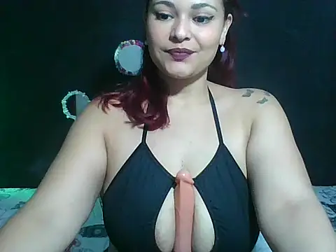 Snapshot of haffsa__ chatting on 03/24/26, 12:21 haffsa online show from 03/24/26, 12:21