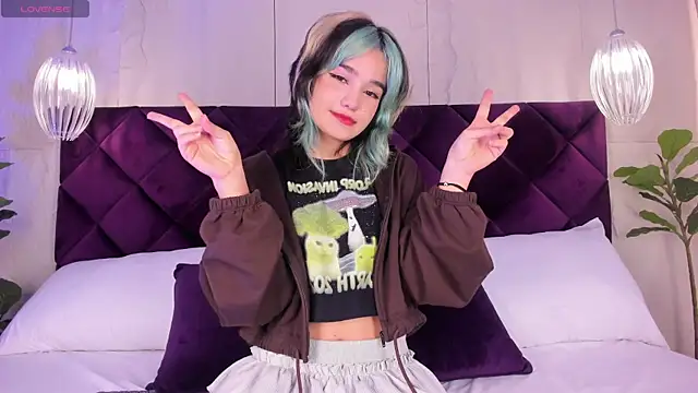 KittyLyne  online show from 07/09/26, 12:20