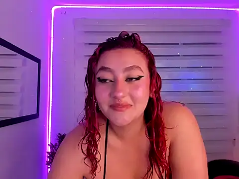 Snapshot of Emily_Jonesh chatting on 03/13/26, 12:34 Emily Jonesh online show from 03/13/26, 12:34