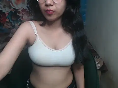Snapshot of its-sarika01 chatting on 05/29/26, 05:49 its-sarika01 online show from 05/29/26, 05:49