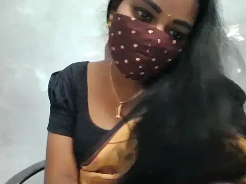Snapshot of Rathi-priyaa chatting on 03/14/26, 04:40 Rathi-priyaa online show from 03/14/26, 04:40