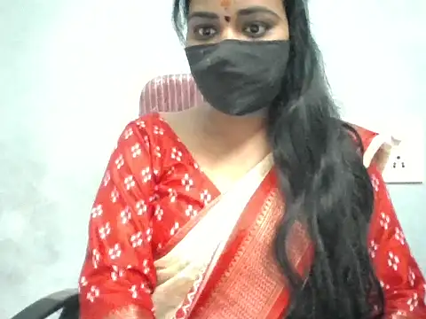 Snapshot of Rathi-priyaa chatting on 04/11/26, 09:35 Rathi-priyaa online show from 04/11/26, 09:35
