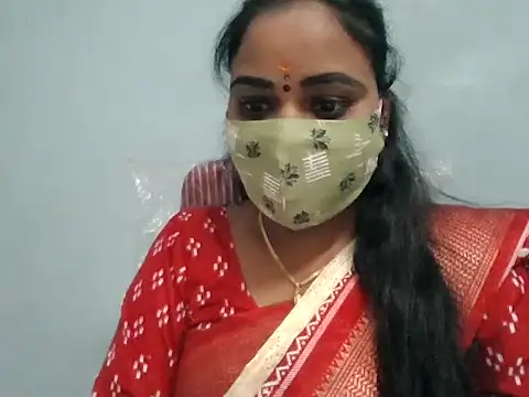 Snapshot of Rathi-priyaa chatting on 04/15/26, 04:52 Rathi-priyaa online show from 04/15/26, 04:52