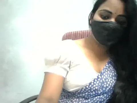 Snapshot of Rathi-priyaa chatting on 05/06/26, 03:57 Rathi-priyaa online show from 05/06/26, 03:57