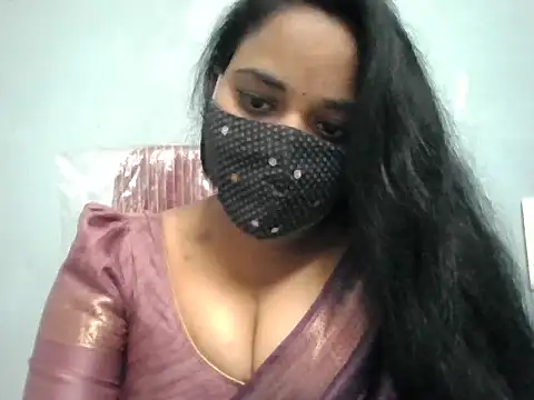 Snapshot of Rathi-priyaa chatting on 07/24/26, 05:27 Rathi-priyaa online show from 07/24/26, 05:27