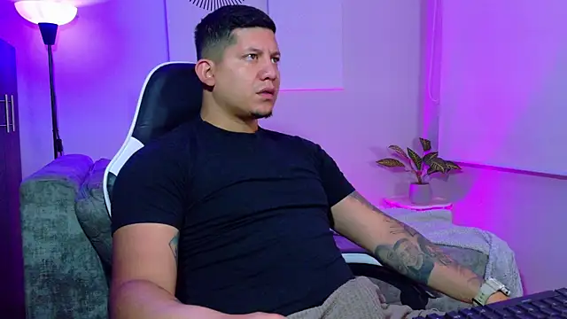  robertobaggioo online show from 07/30/26, 12:15