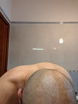 Snapshot of cetriolino chatting on 04/11/26, 05:34 cetriolino online show from 04/11/26, 05:34