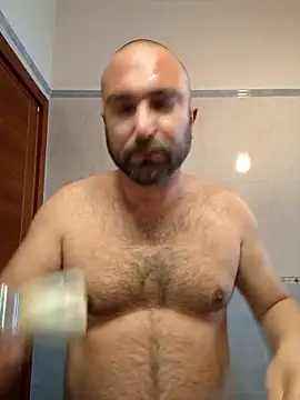 Snapshot of cetriolino chatting on 04/15/26, 05:58 cetriolino online show from 04/15/26, 05:58