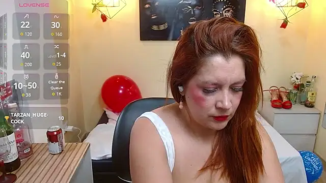 Snapshot of Eve_Bennett chatting on 04/15/26, 07:32 Eve Bennett online show from 04/15/26, 07:32