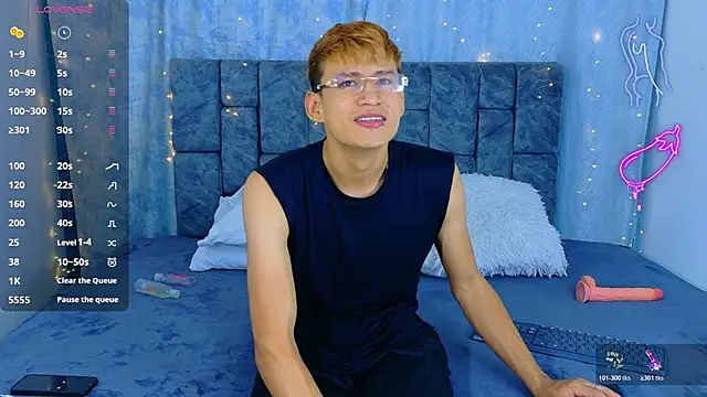 NicolasTorrez online show from 04/28/26, 02:10