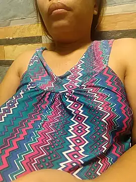 Snapshot of squirtshantal chatting on 09/29/25, 07:57 squirtshantal online show from 09/29/25, 07:57