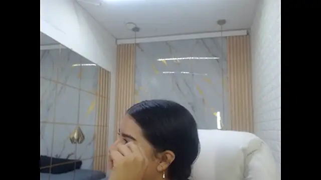 Snapshot of vanessa_f chatting on 04/16/26, 07:03 vanessa f online show from 04/16/26, 07:03