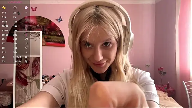 Snapshot of MelissaZaria chatting on 04/22/26, 06:49 MelissaZaria online show from 04/22/26, 06:49