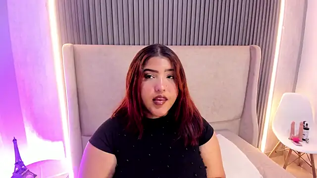 Snapshot of VanessaLanz chatting on 04/19/26, 12:48 VanessaLanz online show from 04/19/26, 12:48