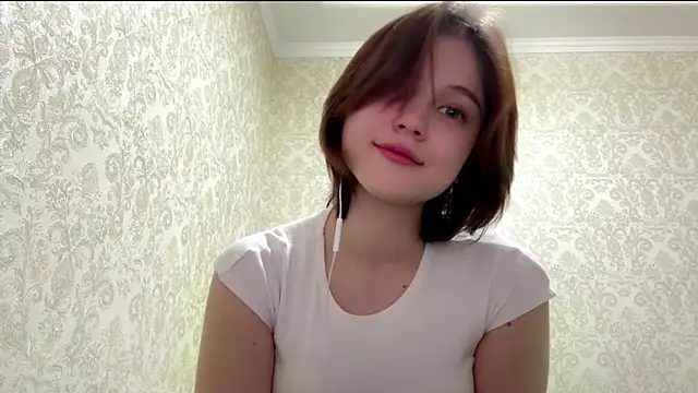 Snapshot of TrueViva chatting on 04/02/26, 02:47 TrueViva online show from 04/02/26, 02:47