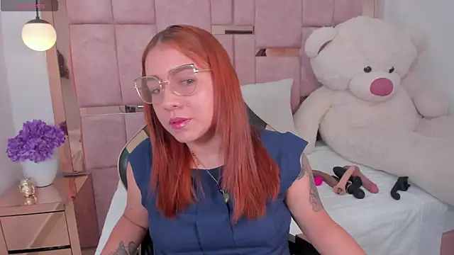 Snapshot of antonella_moon7 chatting on 07/10/26, 03:55 antonella moon7 online show from 07/10/26, 03:55