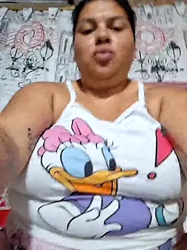 Snapshot of Juli_Powl chatting on 04/14/26, 02:28 Juli Powl online show from 04/14/26, 02:28