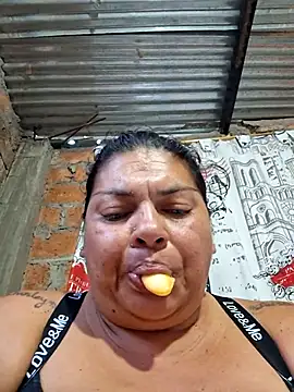 Snapshot of Juli_Powl chatting on 05/07/26, 10:48 Juli Powl online show from 05/07/26, 10:48