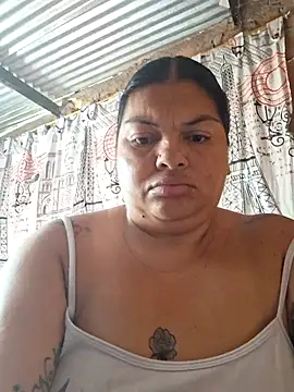 Juli Powl online show from 06/15/26, 12:29