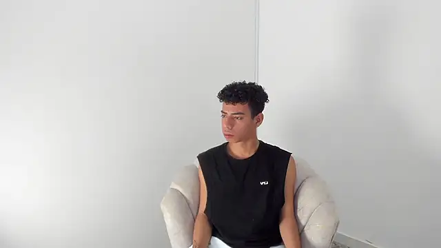 alexx cum18 online show from 06/26/26, 01:59
