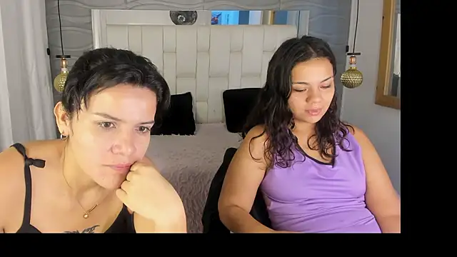 Snapshot of Veyra_sereny chatting on 04/01/26, 12:33 Veyra sereny online show from 04/01/26, 12:33